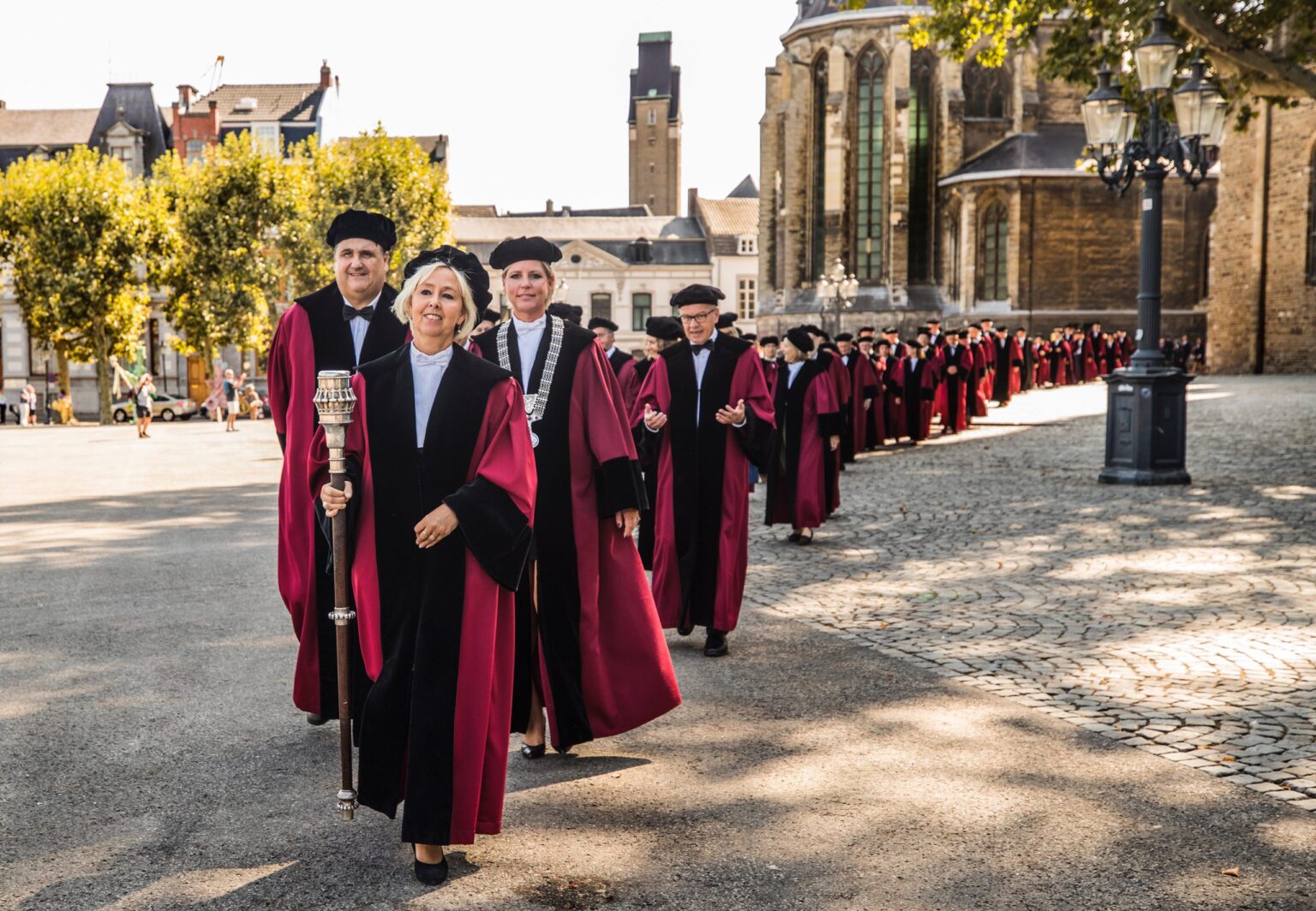 Hoogleraren steunen jonge UM-wetenschappers
