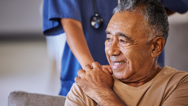 Support an art therapy for cardiac patients